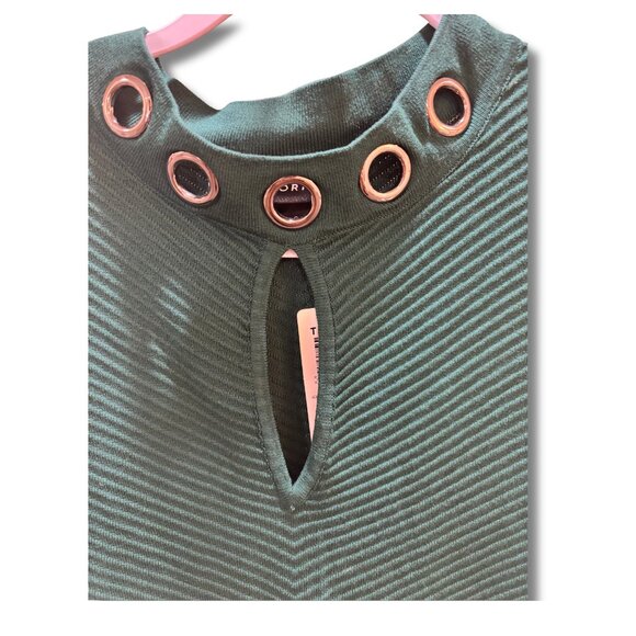 NWT  Green Torrid At The Knee Sweater Gromet Dress Size 3x - Picture 5 of 9